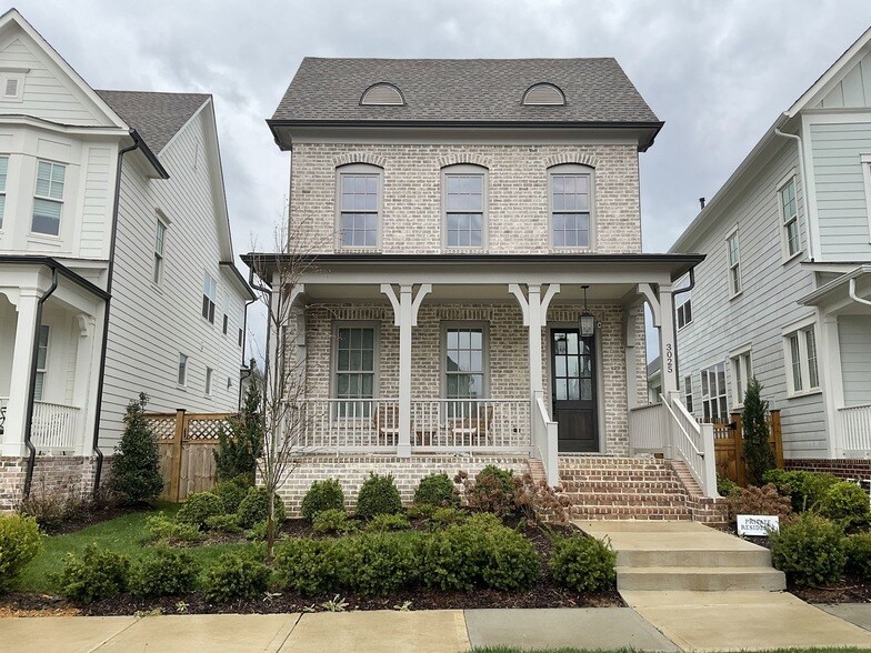 Foto principal - 3025 Long Br Cir