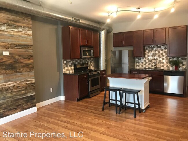 Building Photo - 3 br, 2 bath House - 2224 Edwards Ave.