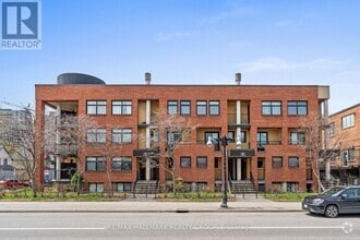 Building Photo - 270 King Edward Ave