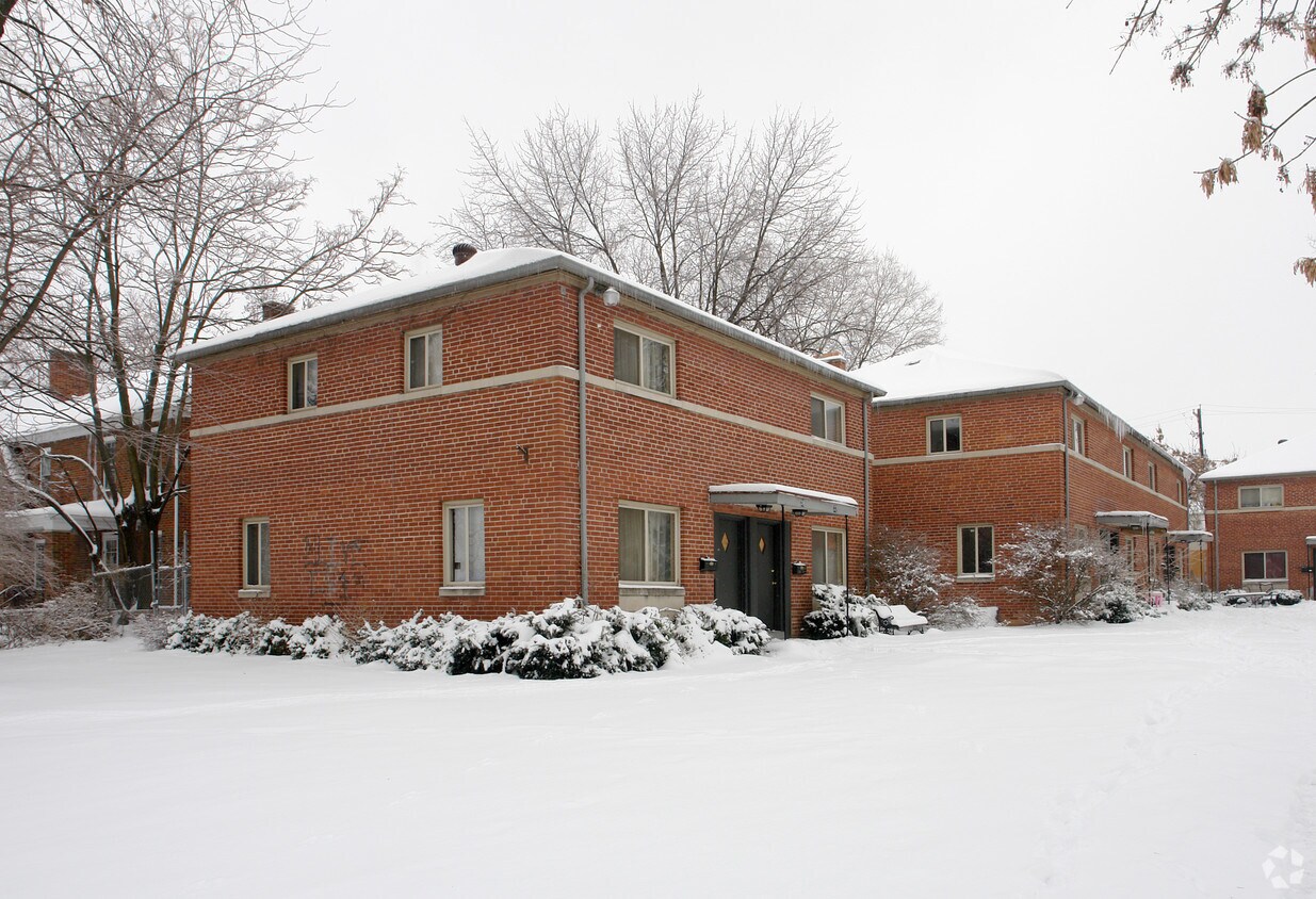 Building Photo - 21-39 S Burgess Ave