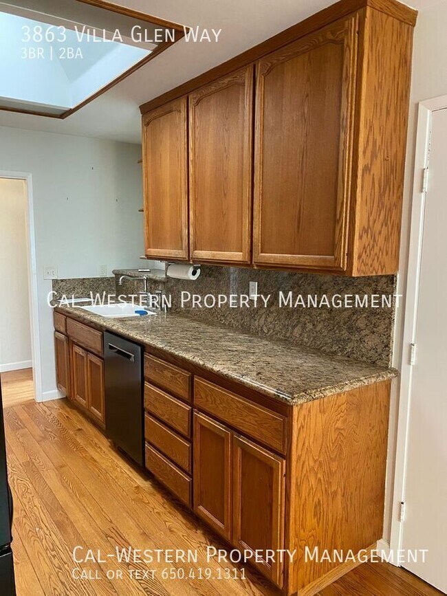 Photo - 3863 Villa Glen Way House