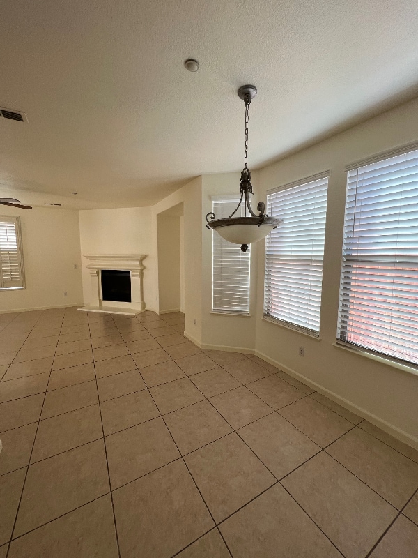 Foto del edificio - 1250 Earlton Ln