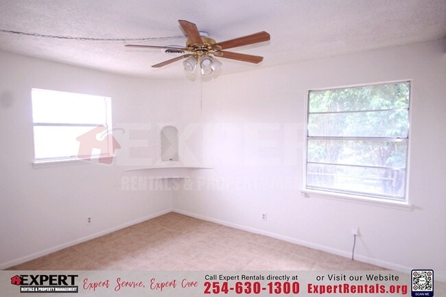 Foto del edificio - Charming 3-Bedroom Home