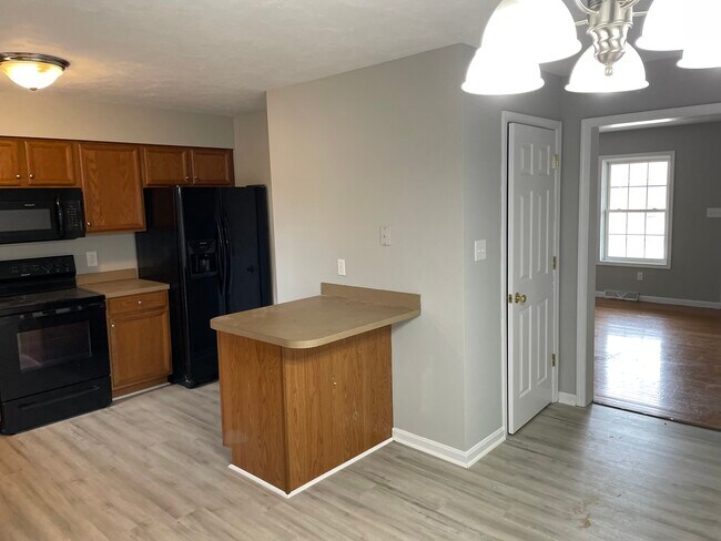 Kitchen - 45 Cannon Ln