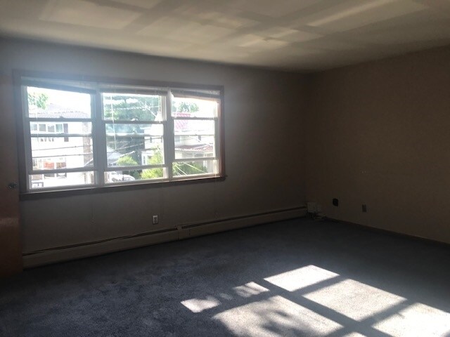 Building Photo - 72 Trask Ave