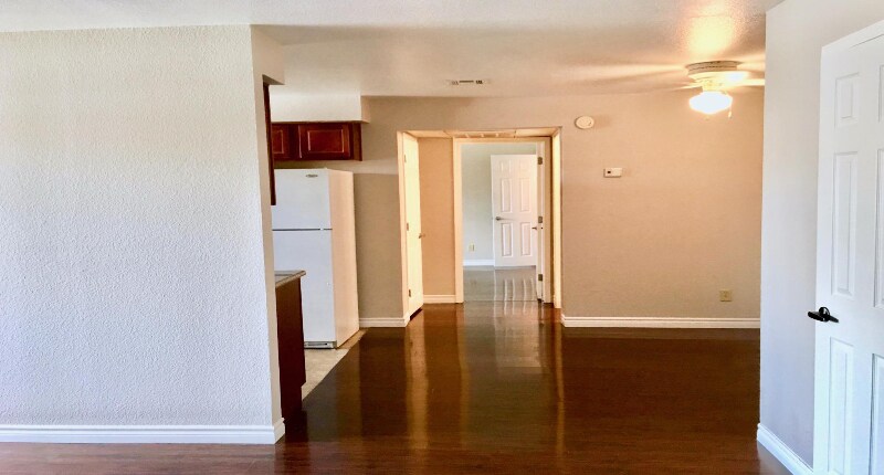Primary Photo - 2145 N Rainbow Blvd