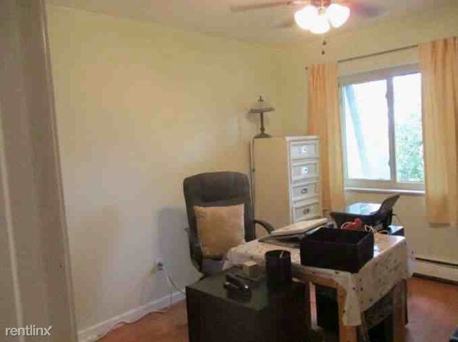 Building Photo - 3300 Bridger Trl