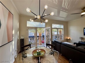 Building Photo - 2260 Village Walk Dr