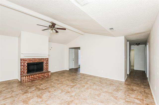 Building Photo - 1359 Lincolnshire Way