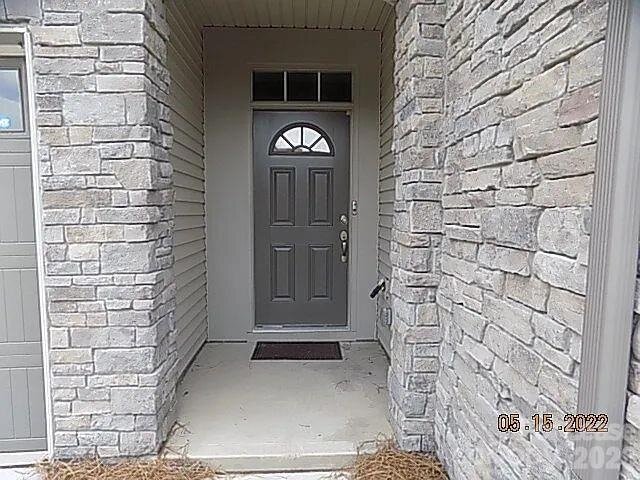 Foto del edificio - 5633 Garrow Glen Rd