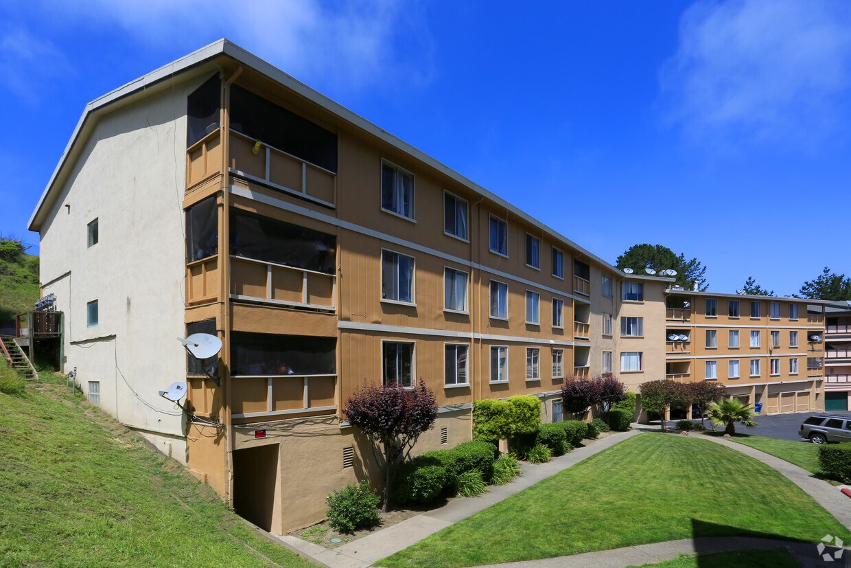 Foto del edificio - 95 Ward Ct