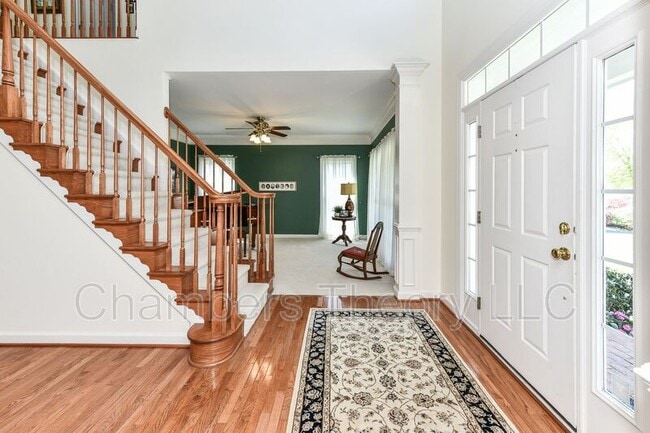 Building Photo - 22478 Forest Manor Dr