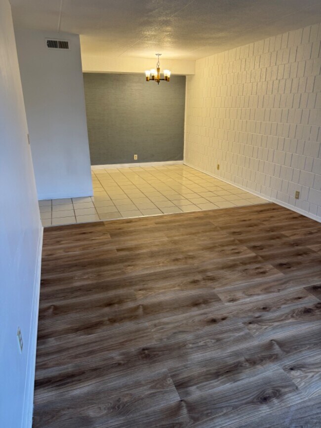 Foto del edificio - 4 Manor Dr