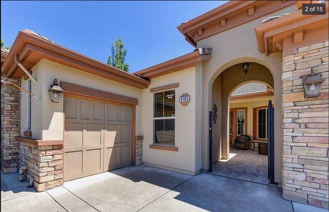 Building Photo - 6103 Southerness Dr