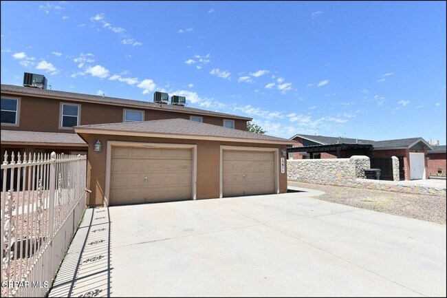 Foto del edificio - 1591 Hartsdale Dr