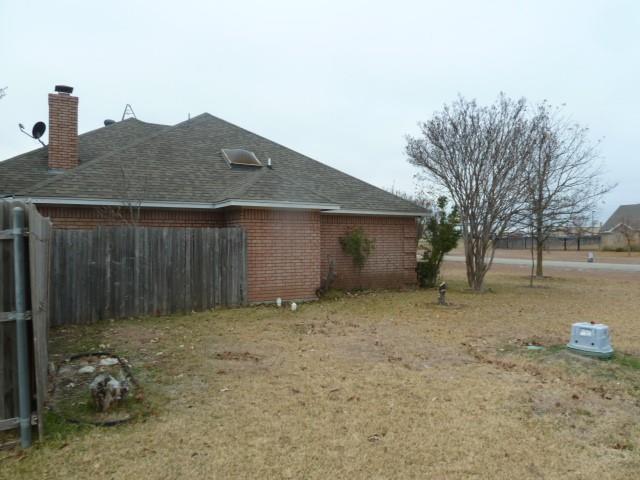 Building Photo - 104 Raven Bend