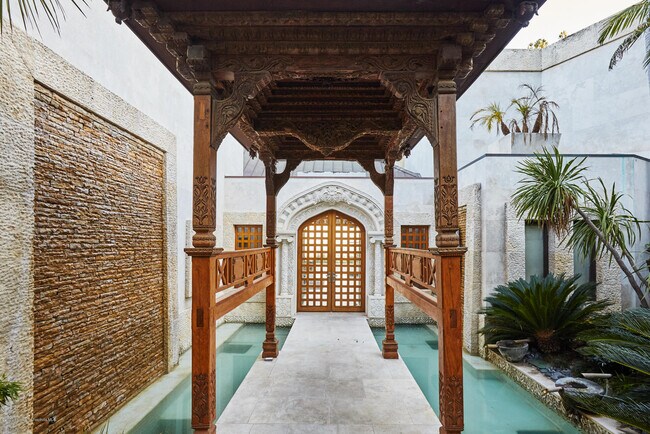 Foto del edificio - 1446 Donhill Dr