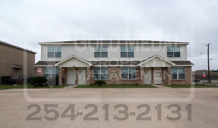 Primary Photo - 2801-C Kerrville Ct – Cozy Comfort in Killeen!