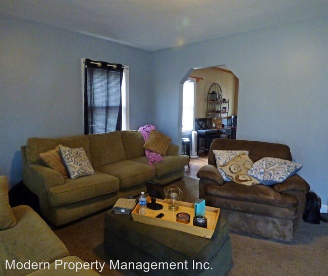 Foto del edificio - 2 br, 1 bath Apartment - 422 Pyke Road