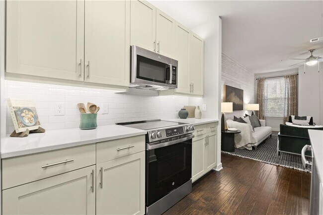 Foto del edificio - 2420 Peachtree Rd