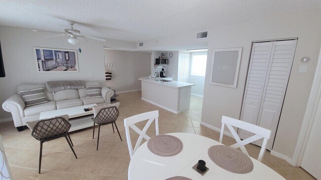 Foto del edificio - 1125 Lake Shore Dr