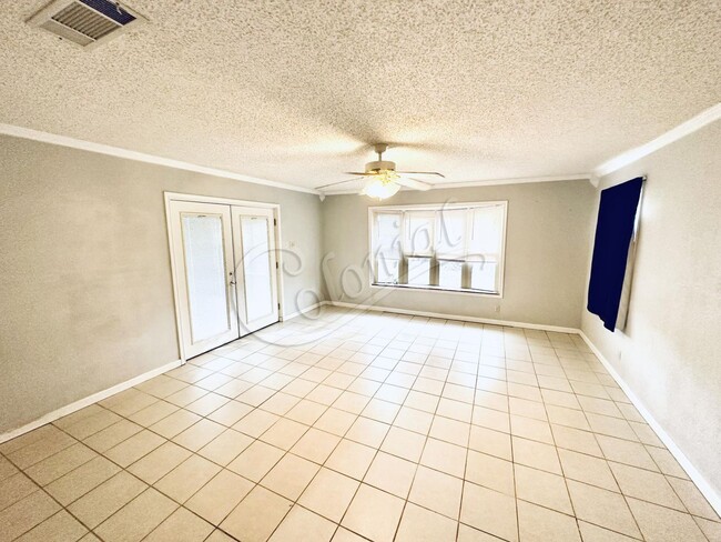 Foto del edificio - 3 Bed/ 1.5 Bath in Copperas Cove