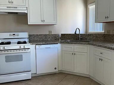 Foto del edificio - 1658 W Cindy Ln