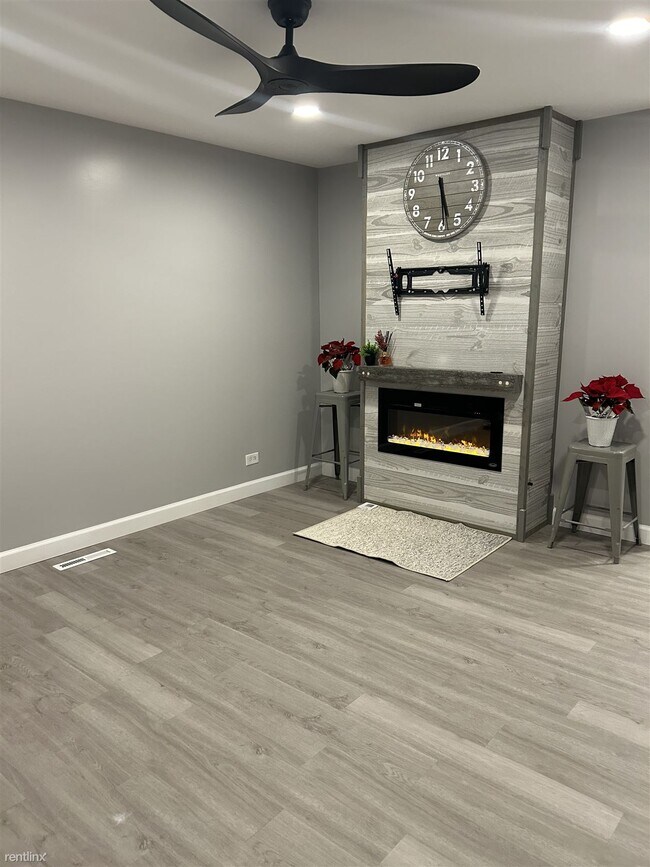 Foto del edificio - 3 br, 1 bath House - 1324 Turnbull Drive
