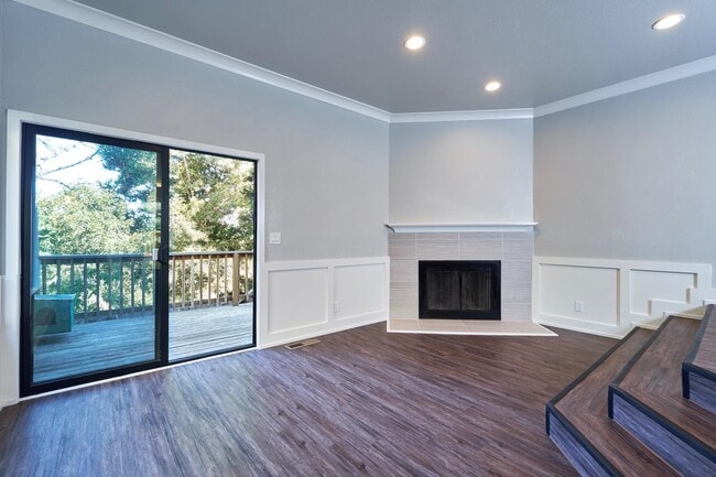 Building Photo - 5054 Wilder Dr