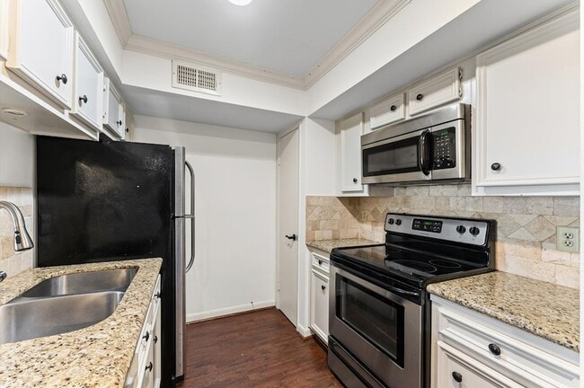 Photo - 2800 Jeanetta St Apartment