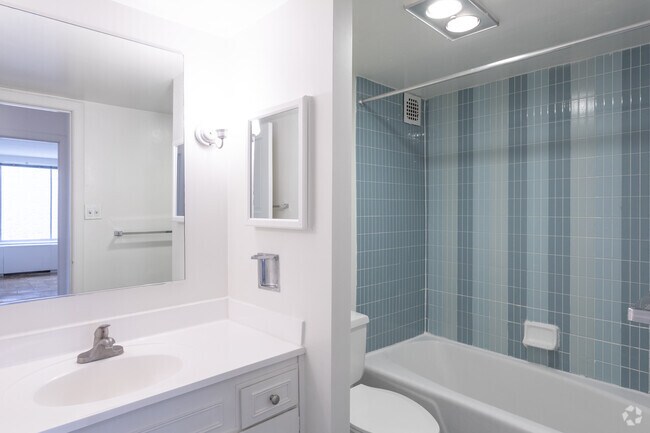 2 habitaciones, 2 baños - 1,500 pies cuadrados - London Normandy House