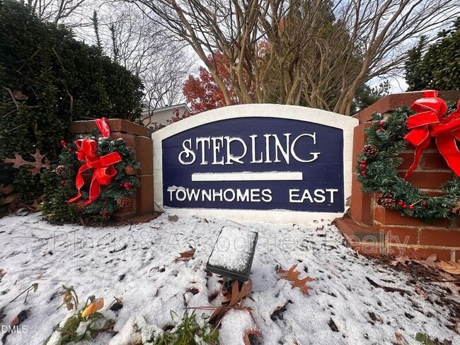 Building Photo - 2604 Sterling Park Dr