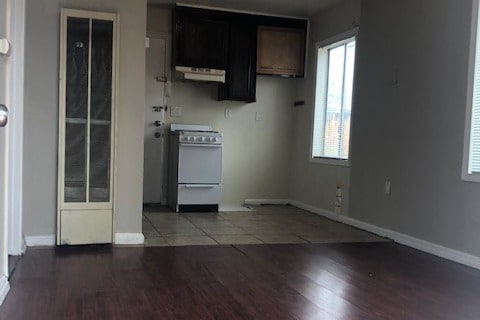 Foto del edificio - 520 Woodrow Ave