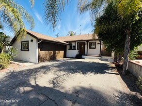 Building Photo - 22206 Del Valle St