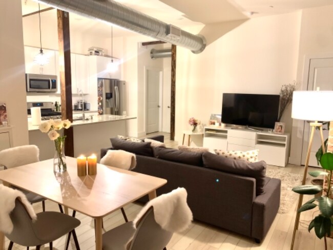 Photo - 1508 N Mascher St Apartment