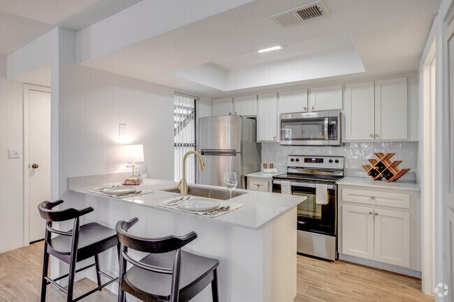 2BR, 2BA - 1,040 SF - Be Mesa