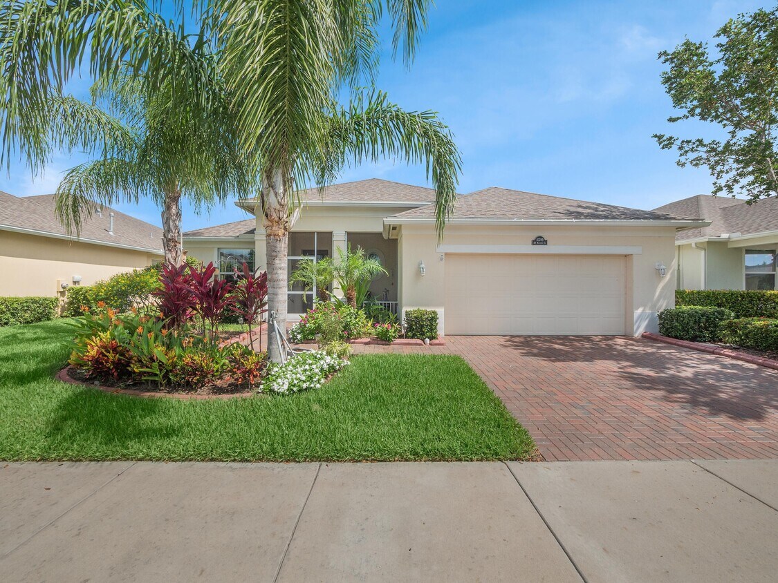 10289 SW Waterway Lane Port Saint Lucie F... House Rental in Port