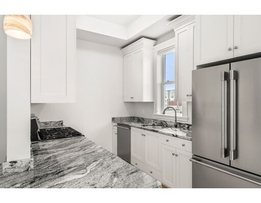 Foto del edificio - 510 Somerville Ave