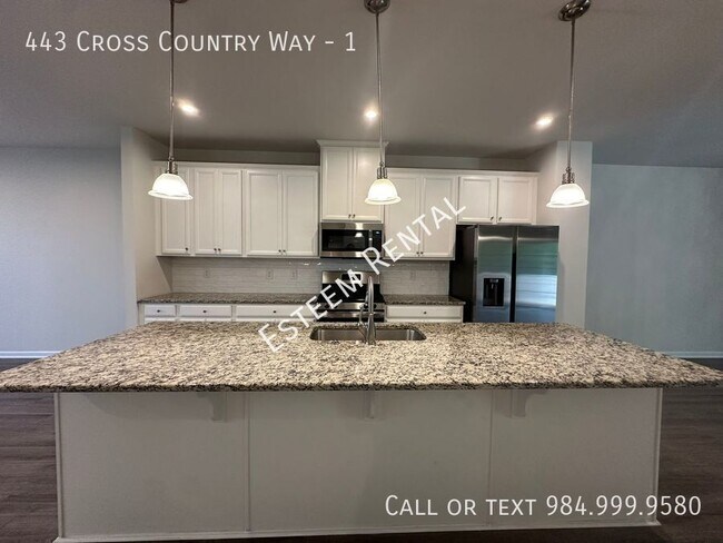 Foto del edificio - 443 Cross Country Way