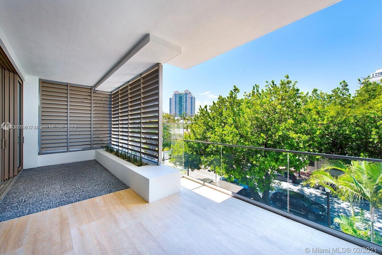 Foto principal - 311 Meridian Ave