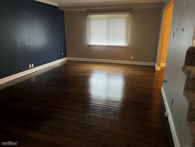 Building Photo - 3 br, 2.5 bath House - 52651 Bordeaux Way