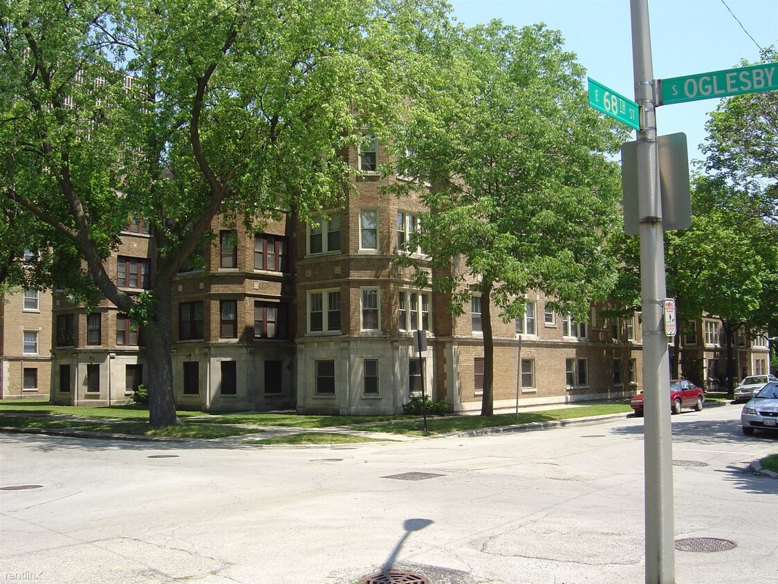 Primary Photo - 6747 S Oglesby Ave