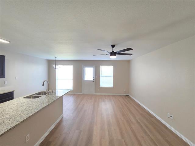 Foto del edificio - 2317 Bloomfield Dr