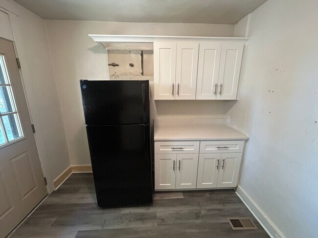 Foto del edificio - Charming 3 Bedroom Townhome with a Spaciou...