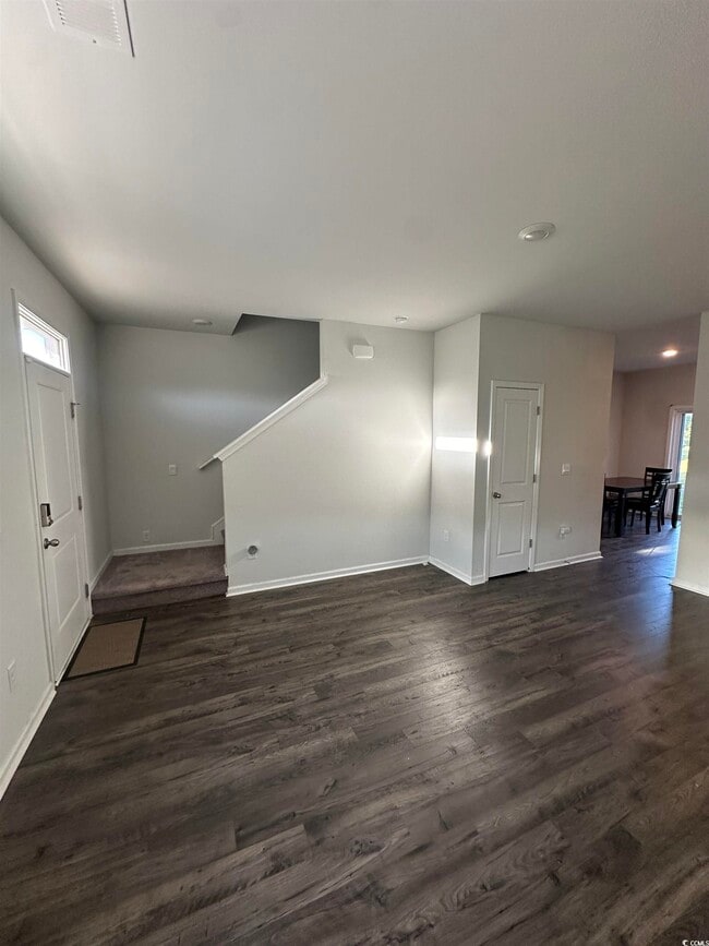 Building Photo - 2655 Pegasus Pl