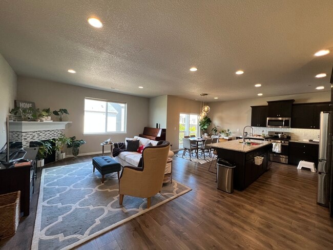 Foto del edificio - 16967 NW Tristan St