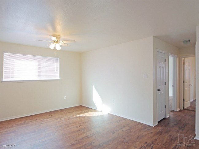 Foto del edificio - 2408 NW 52nd St