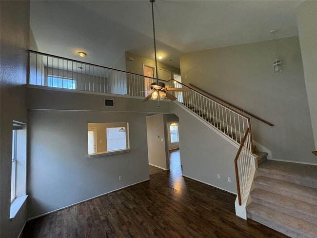 Building Photo - 1008 Stacia's Way
