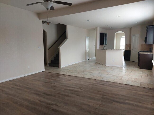 Building Photo - 131 Fossil Stone Trail