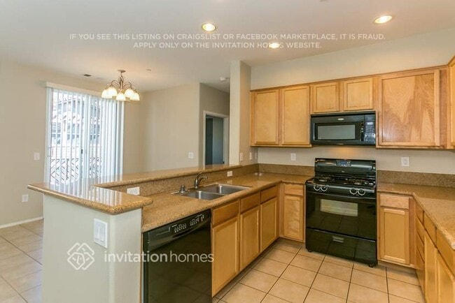 Building Photo - 16730 Nicklaus Dr